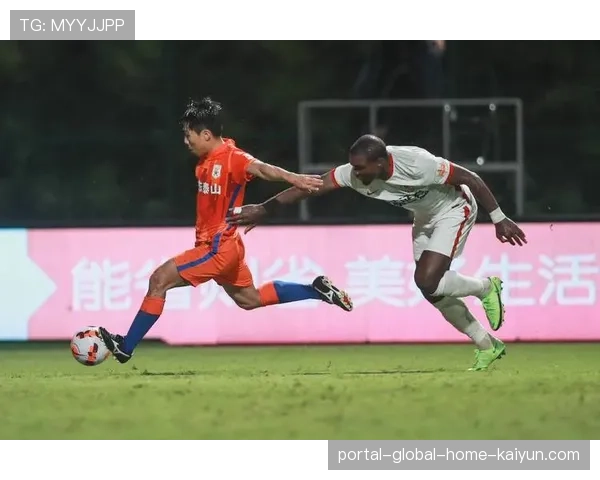 保级球队深度防守反击 对阵强队时战术执行坚决